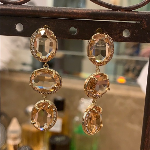 Hanging crystal earrings - Picture 6 of 7